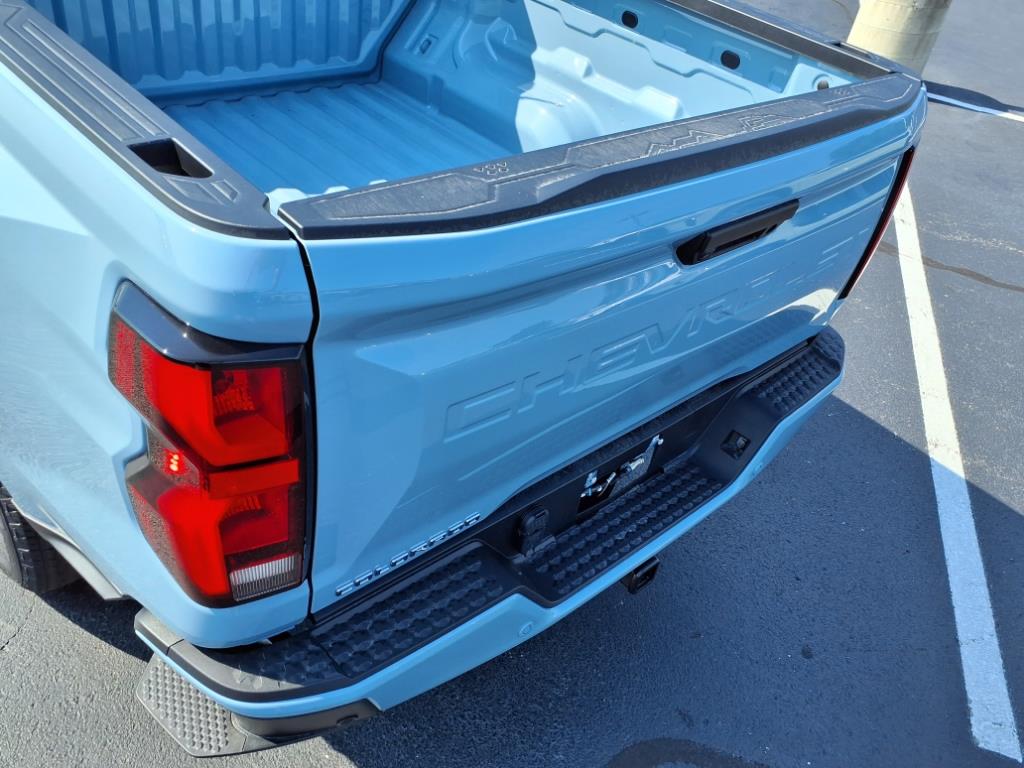 2026 Chevrolet Colorado LT photo 18