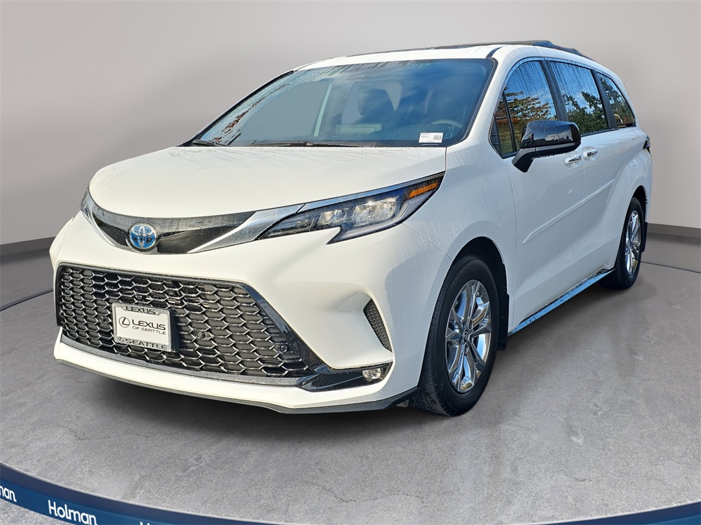 2023 Toyota Sienna XSE