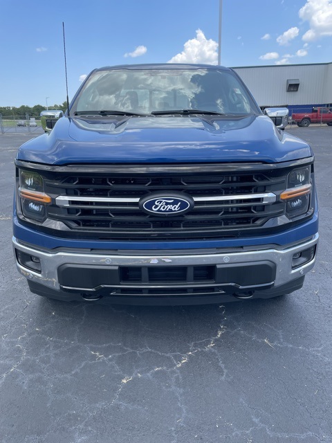 2024 Ford F-150 XLT photo 2