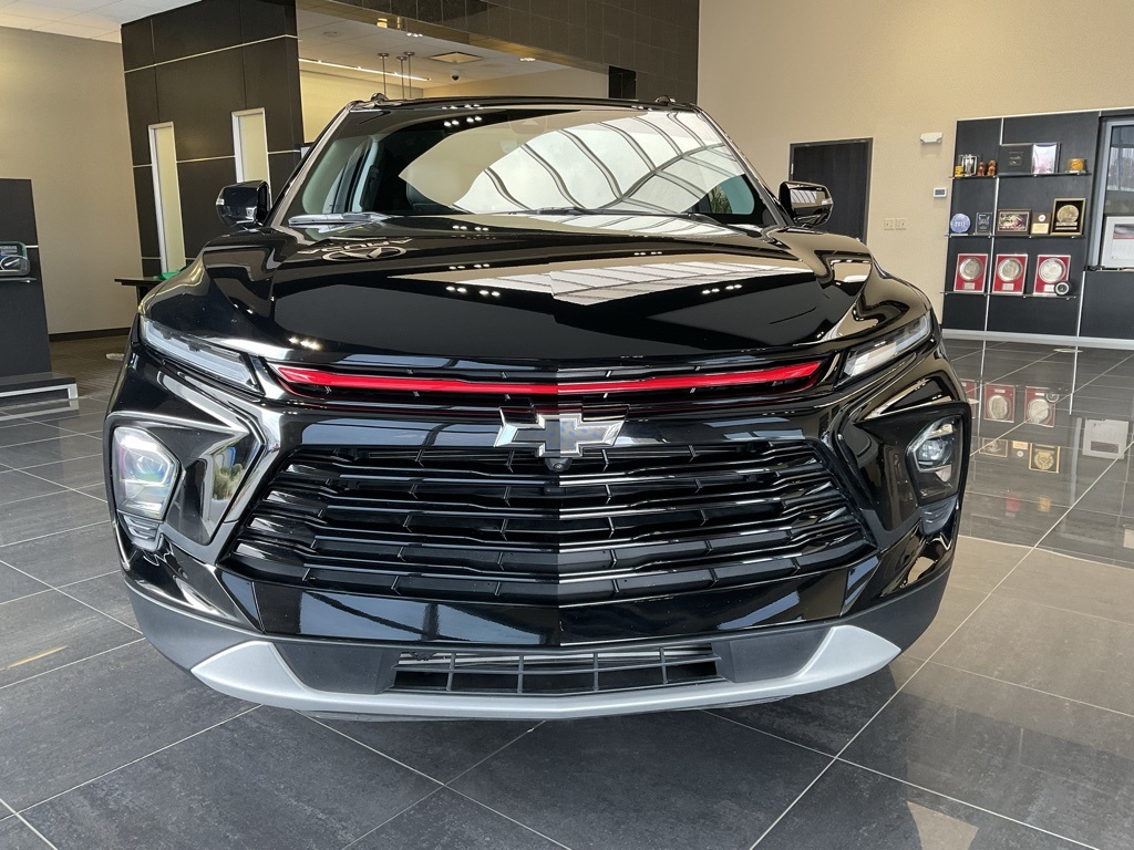 Used 2024 Chevrolet Blazer 3LT with VIN 3GNKBJR43RS176410 for sale in Kansas City