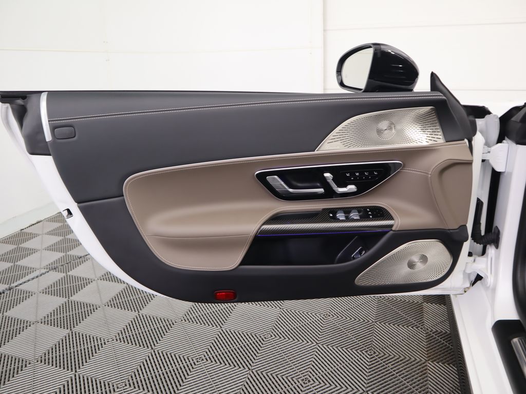 2022 Mercedes Benz SL AMG 63 photo 32