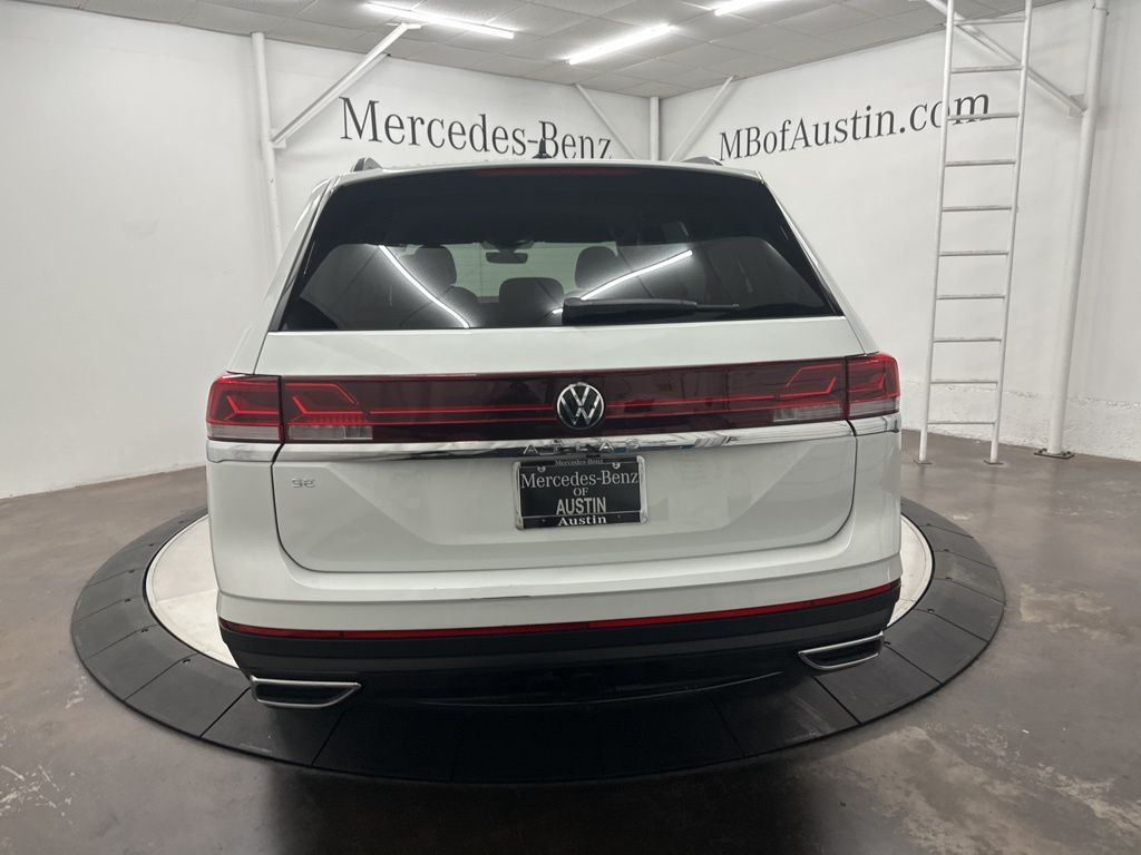 2024 Volkswagen Atlas SE Technology photo 5