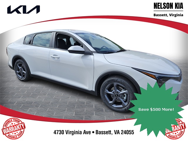 2025 Kia K4 LXS's photo