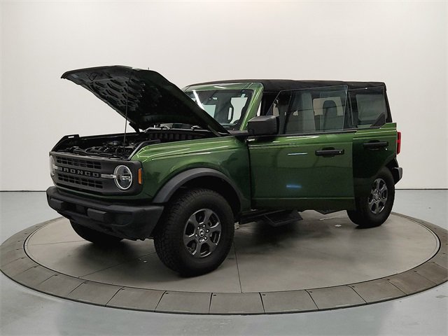 2022 Ford Bronco Base photo 11