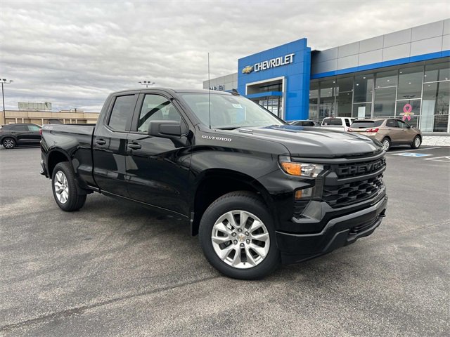 2026 Chevrolet Silverado 1500 Custom's photo