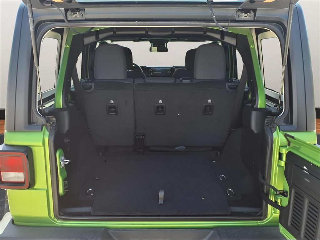 2025 Jeep Wrangler Sport S photo 10