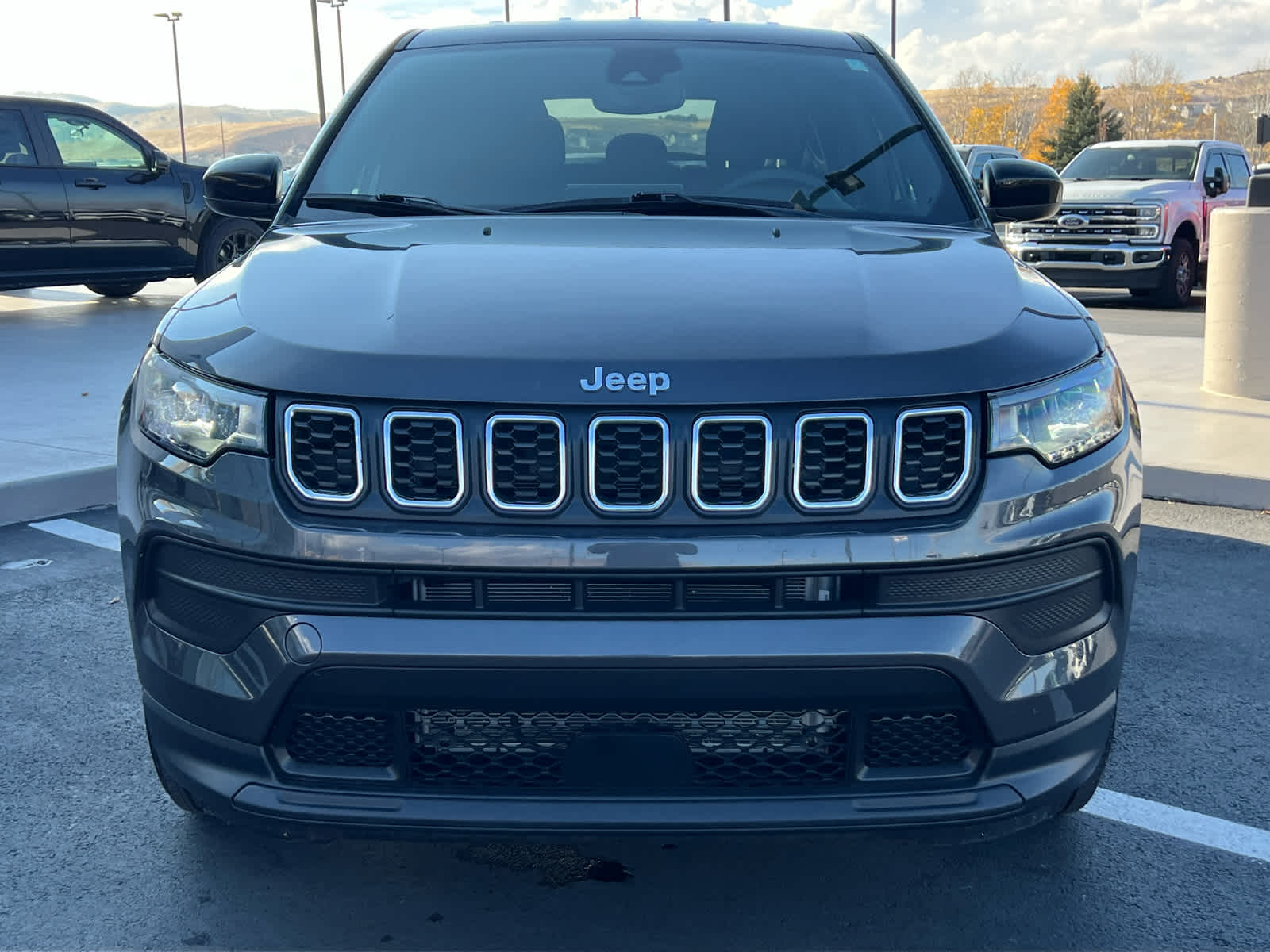 2024 Jeep Compass Sport photo 3