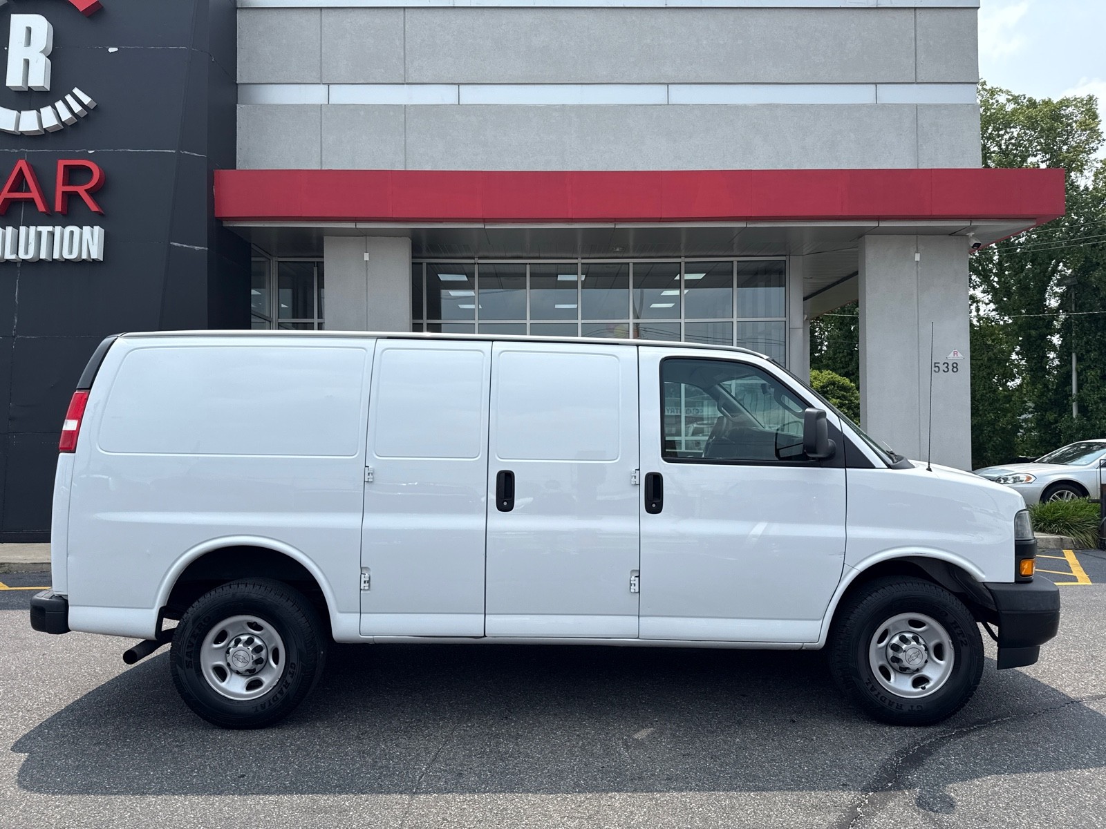 2020 Chevrolet Express 2500 Cargo Work Van photo 5