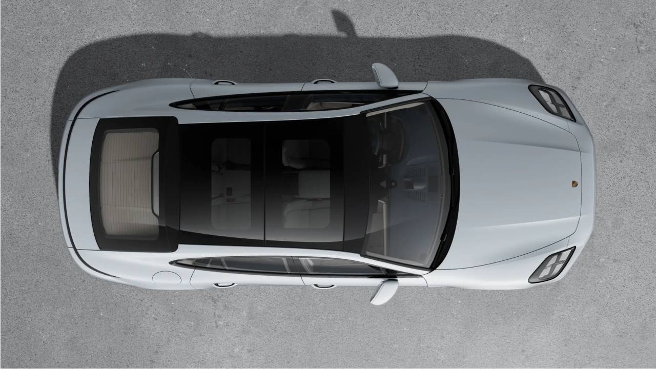2026 Porsche Panamera 4 photo 4