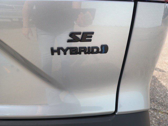 2024 Toyota Corolla Hybrid SE photo 15