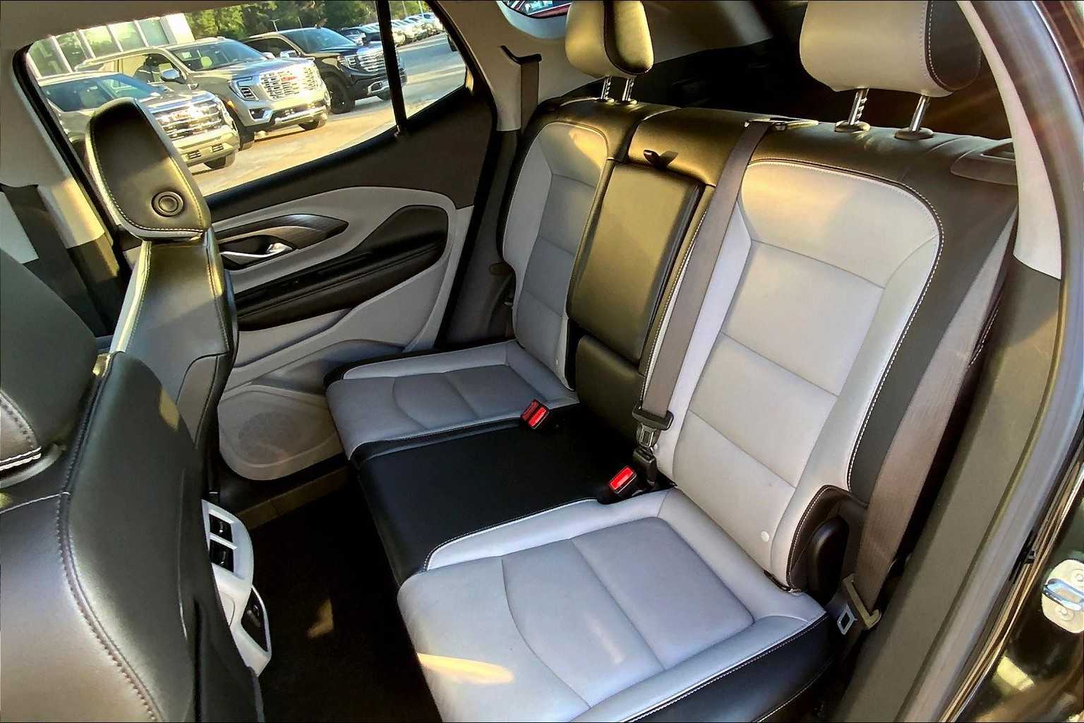 2024 Gmc Terrain SLT photo 18