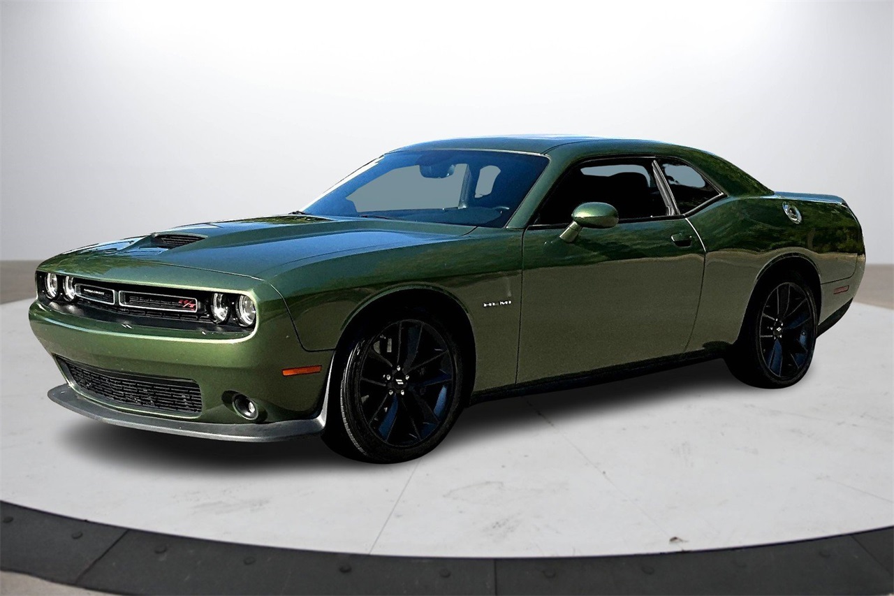 2022 Dodge Challenger R/T photo 4