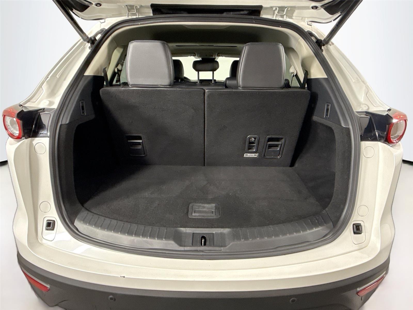 2022 Mazda CX-9 Touring photo 35