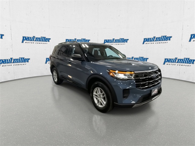 2026 Ford Explorer photo 2