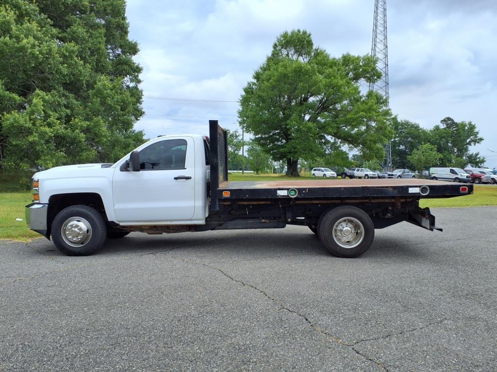 2018 Chevrolet Silverado 3500HD Work Truck photo 11