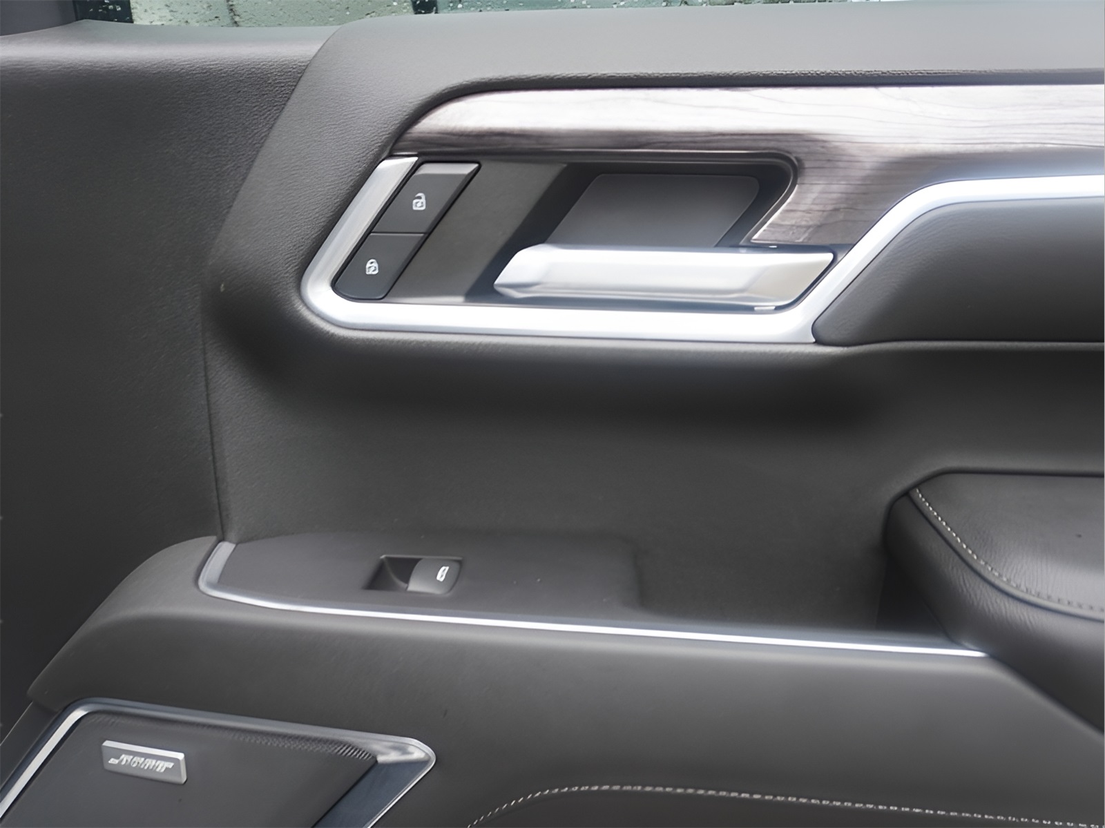 2022 Chevrolet Silverado 1500 LTZ photo 14