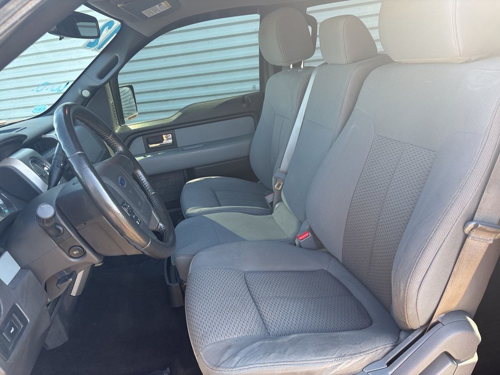 2012 Ford F-150 XLT photo 22
