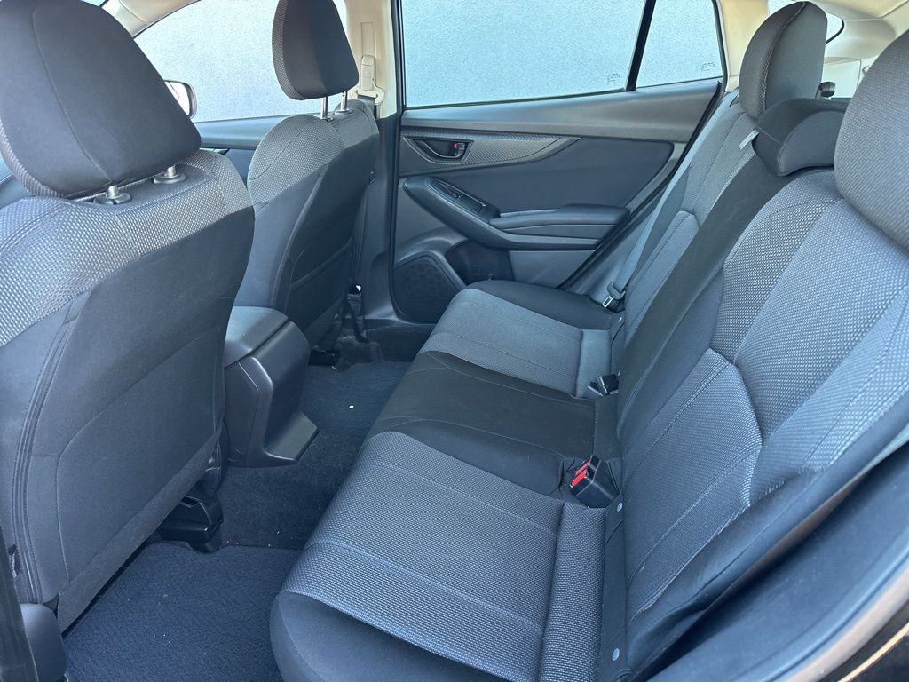 2018 Subaru Impreza 2.0i Premium photo 13