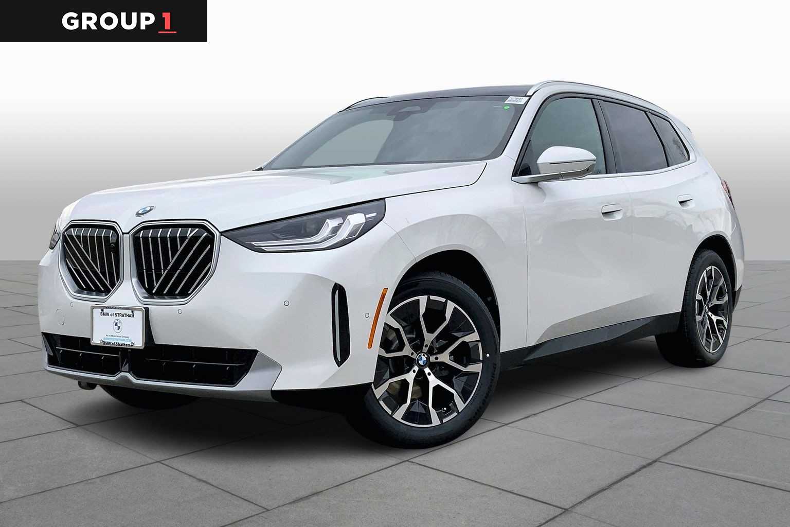 2026 BMW X3 30's photo