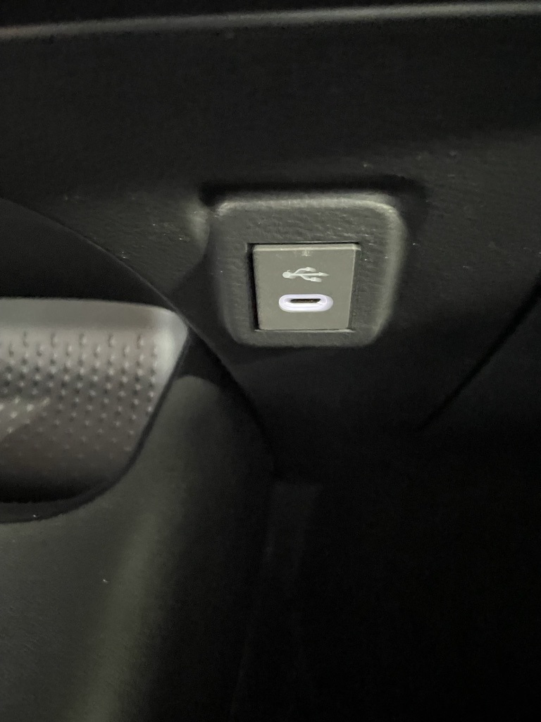 2025 Toyota Corolla SE photo 33