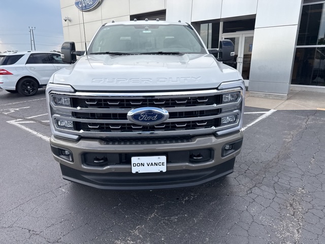 2026 Ford F-350 King Ranch photo 8