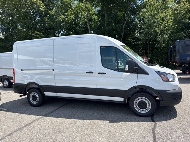 2025 Ford Transit Cargo Van photo 2