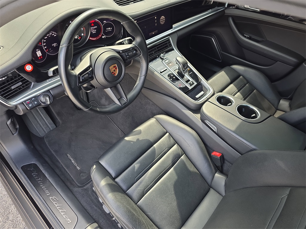 2023 Porsche Panamera Platinum photo 23
