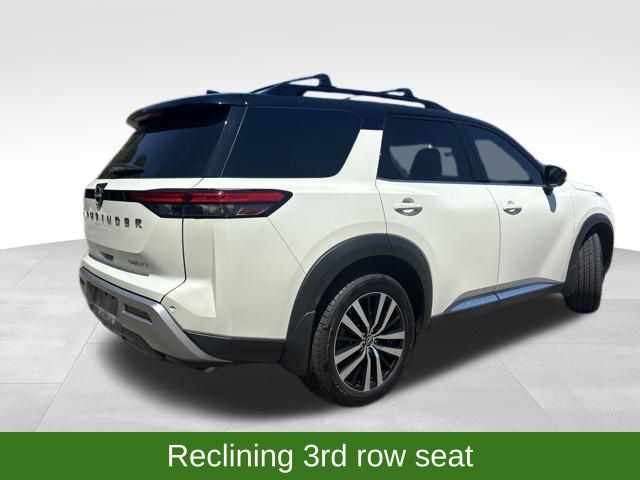 2023 Nissan Pathfinder Platinum photo 5