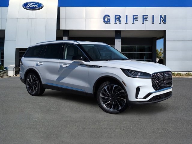 2026 Lincoln Aviator Reserve's photo