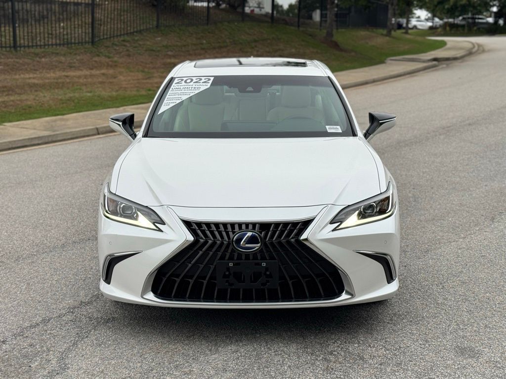 2022 Lexus ES 300h photo 4