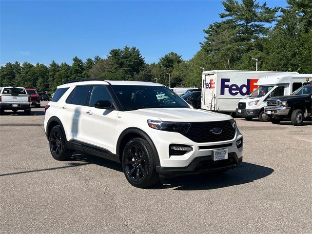 2024 Ford Explorer ST-Line