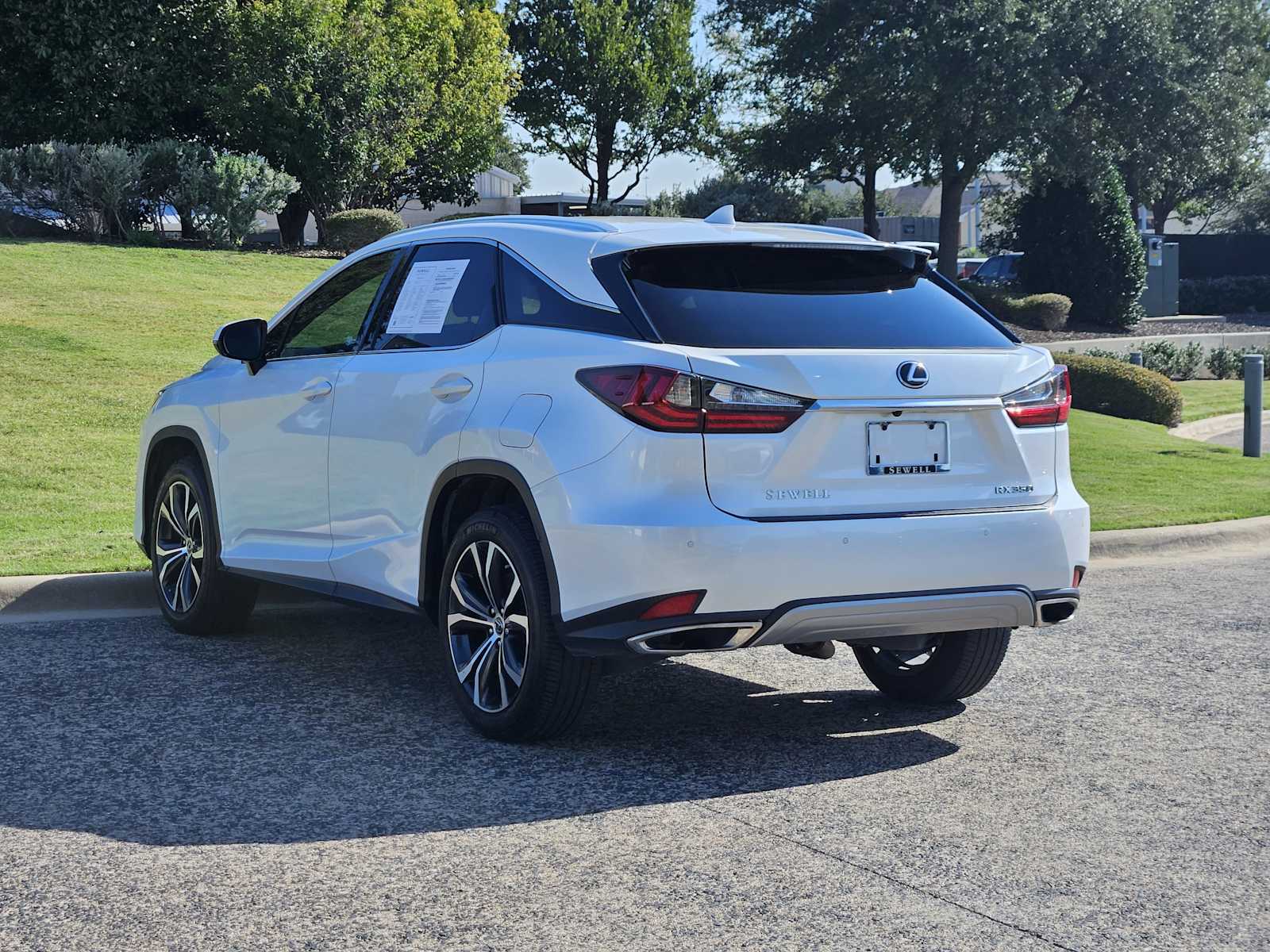 2022 Lexus RX 350 photo 3