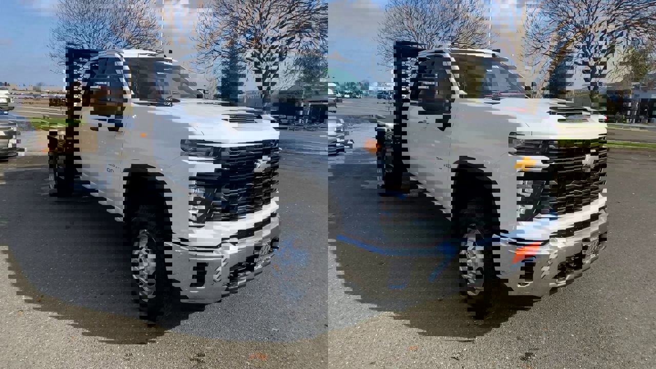 2024 Chevrolet Silverado 3500HD Work Truck's photo