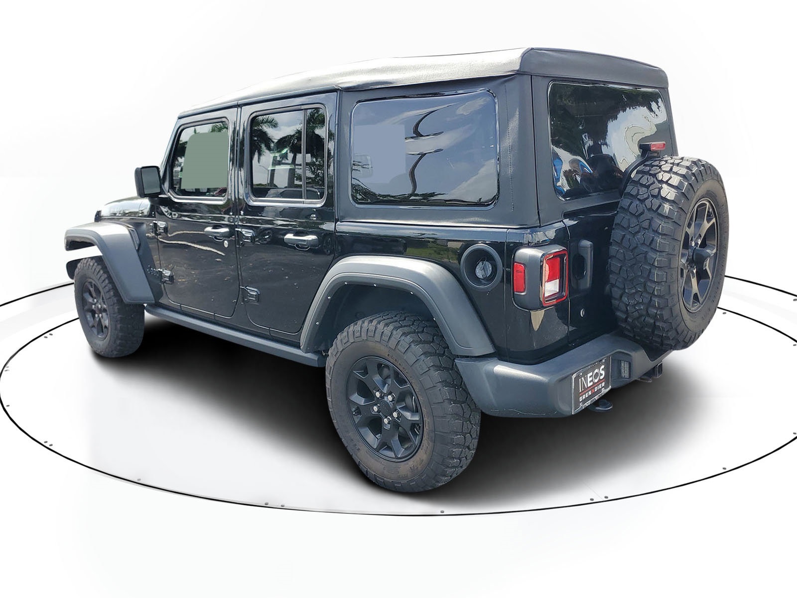 2022 Jeep Wrangler Unlimited Willys photo 4