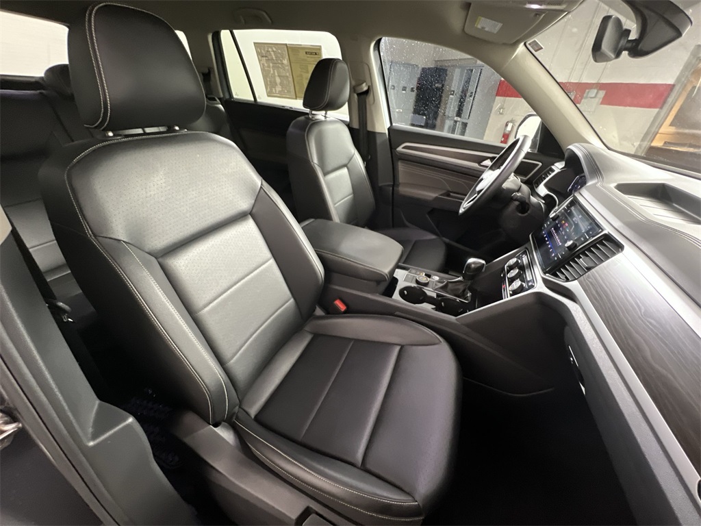 2023 Volkswagen Atlas V6 SE Technology photo 23