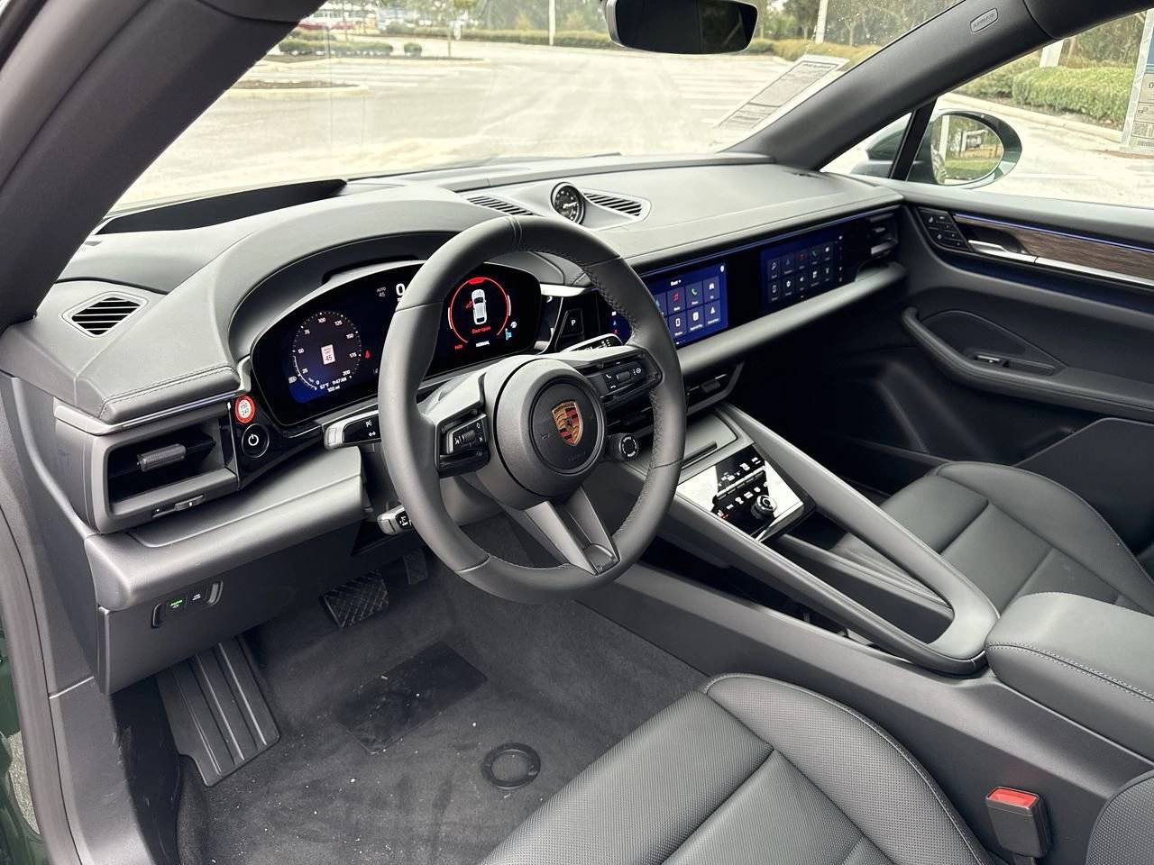 2024 Porsche Macan 4 Electric photo 12