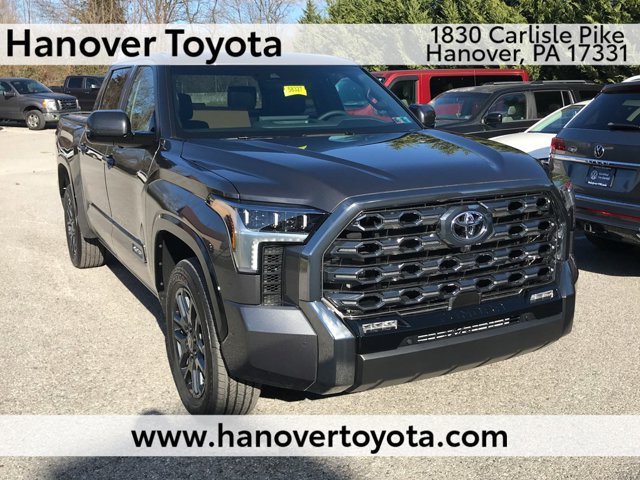 2026 Toyota Tundra Platinum's photo