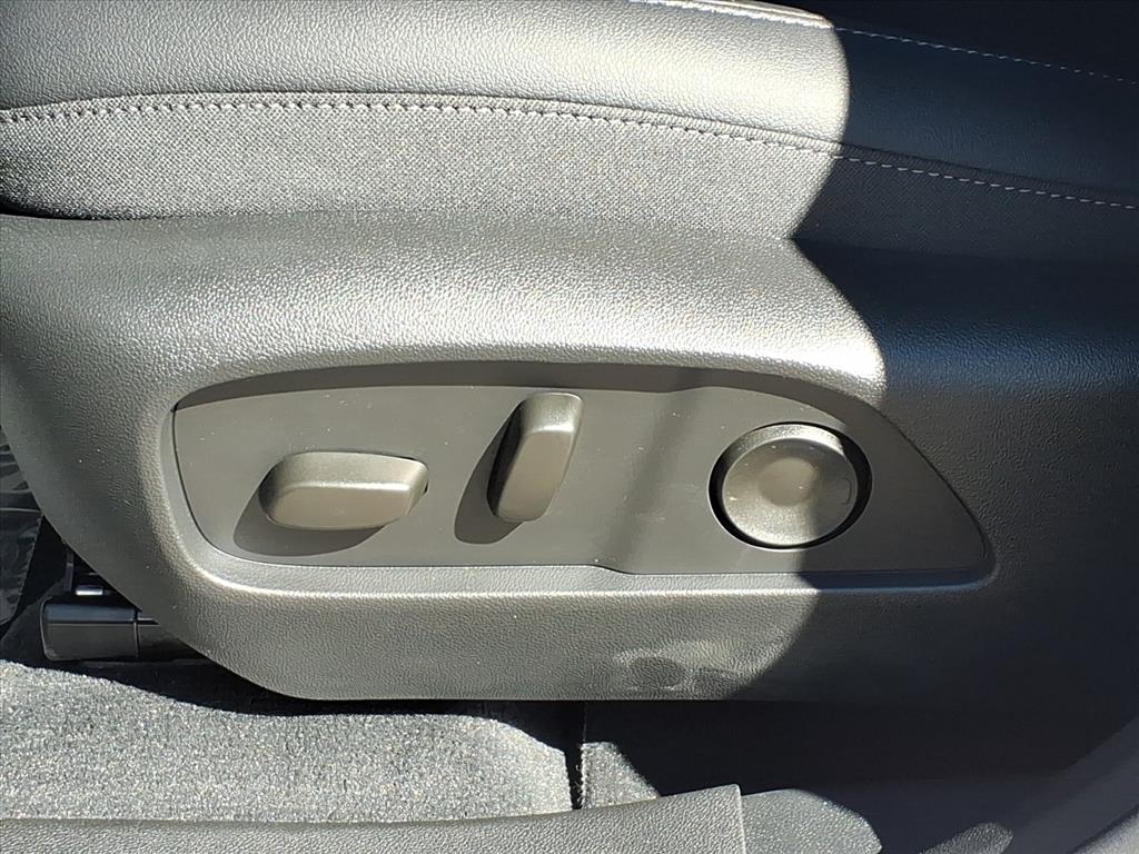 2026 Chevrolet Equinox LT photo 11