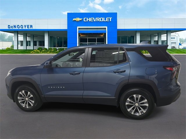 2026 Chevrolet Equinox photo 8