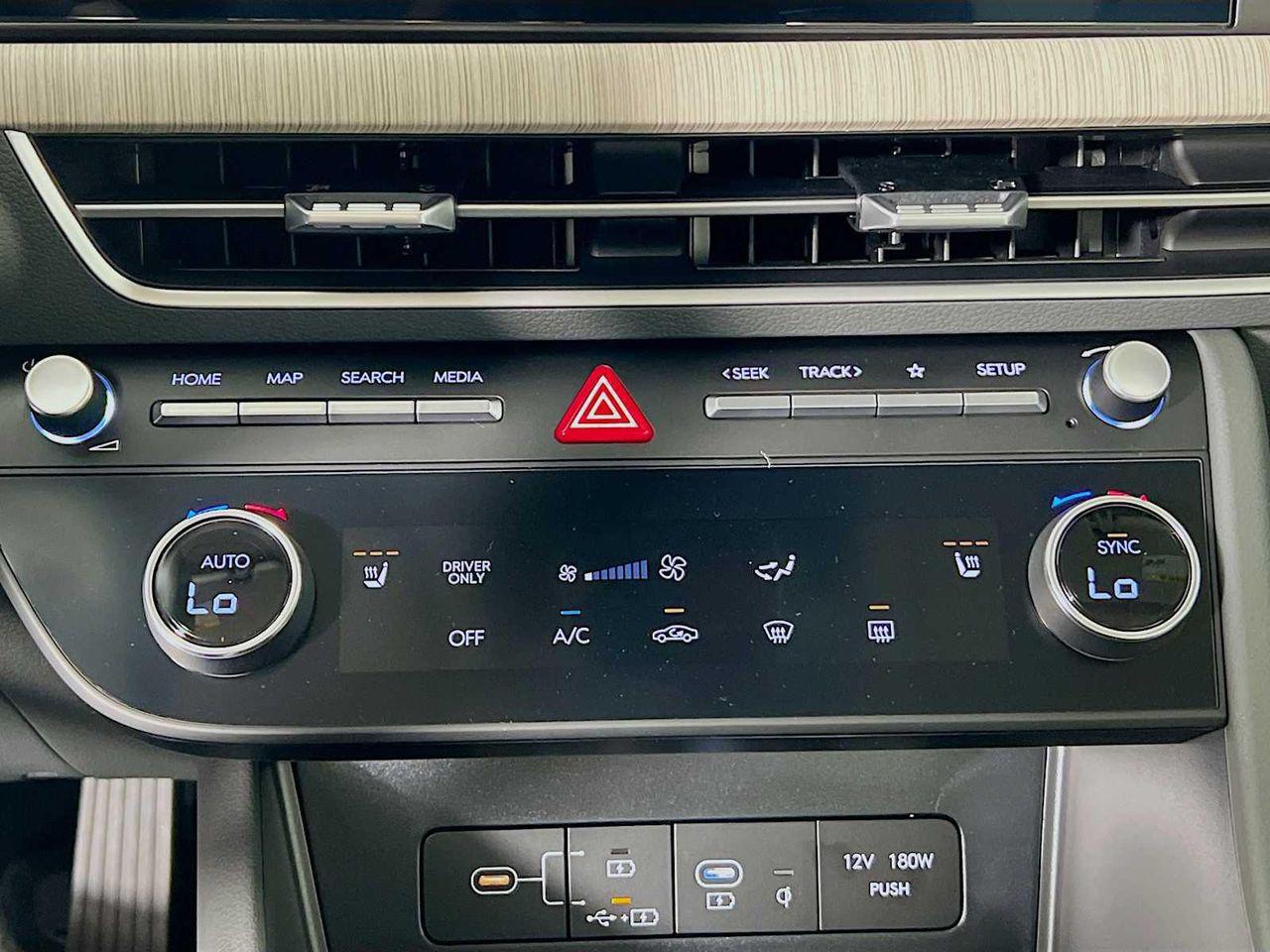 2025 Hyundai Sonata Hybrid SEL photo 3