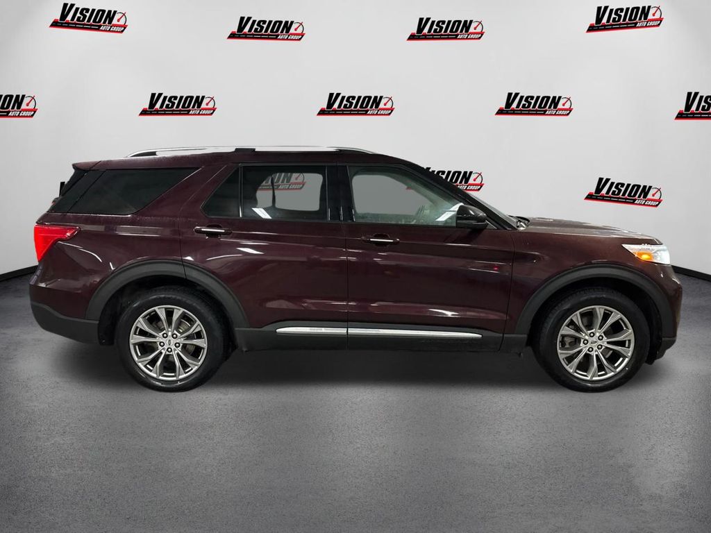 2022 Ford Explorer Limited photo 3