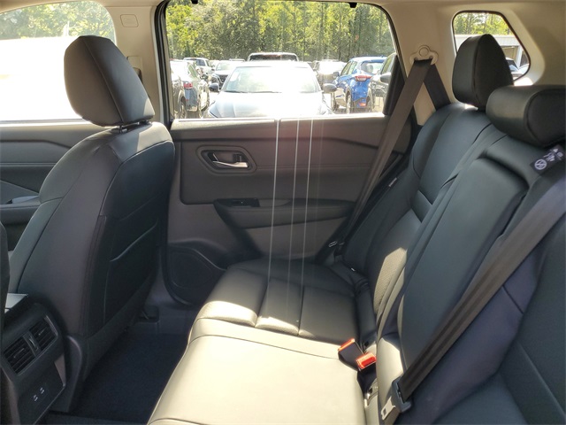 2026 Nissan Rogue SV photo 24