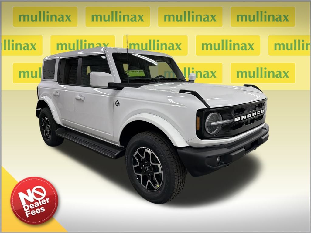 2025 Ford Bronco 4-Door Outer Banks's photo