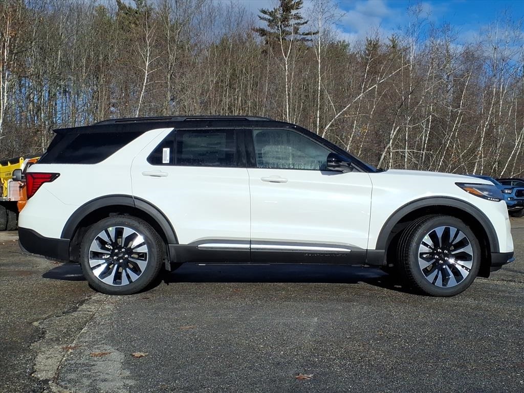 2026 Ford Explorer Platinum photo 3