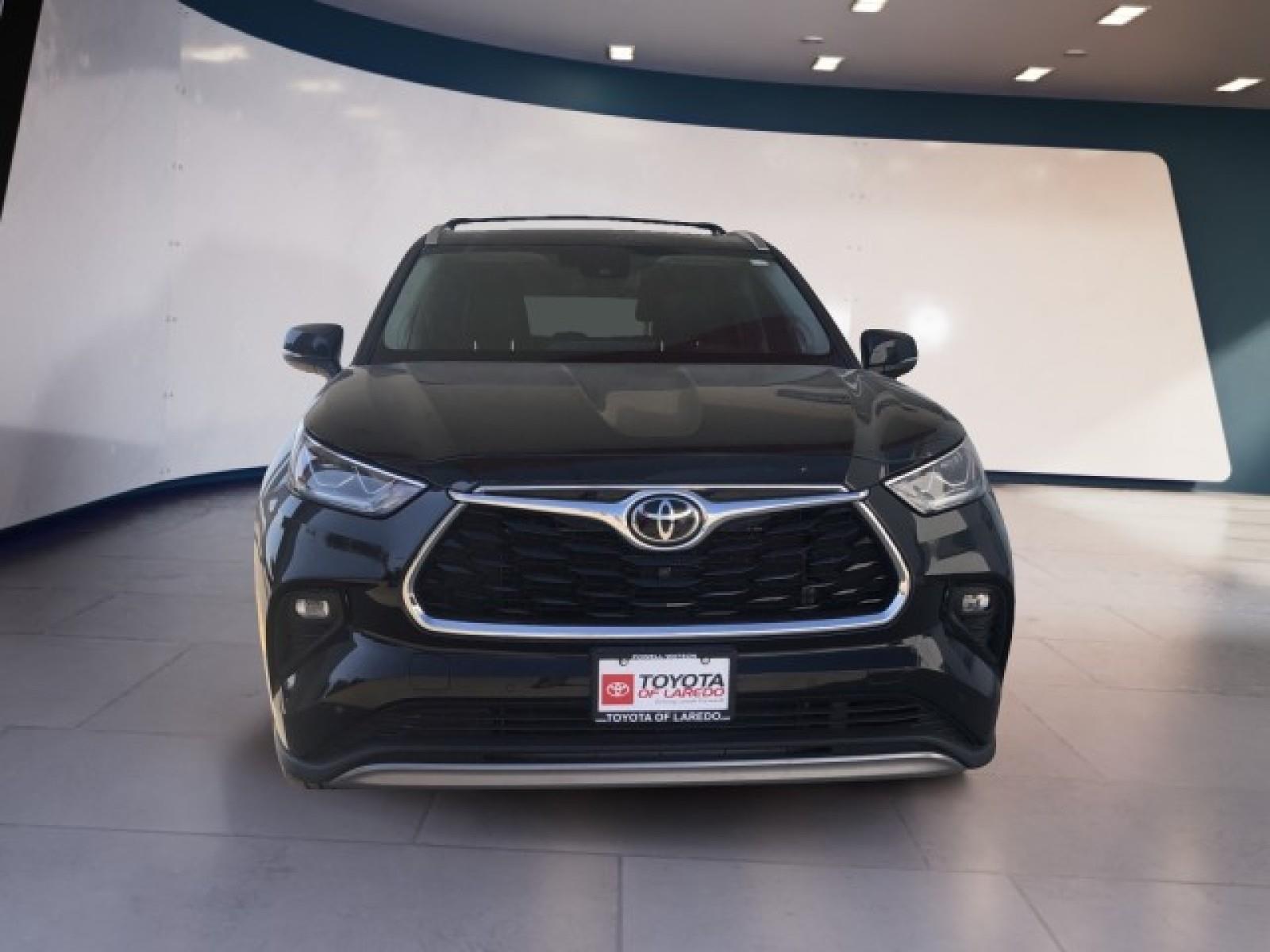 2022 Toyota Highlander Platinum photo 7