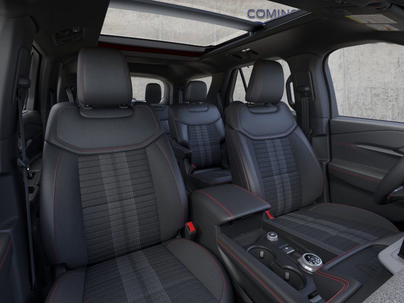 2025 Ford Explorer ST-Line photo 11