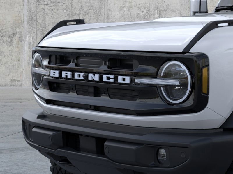 2025 Ford Bronco Outer Banks photo 18