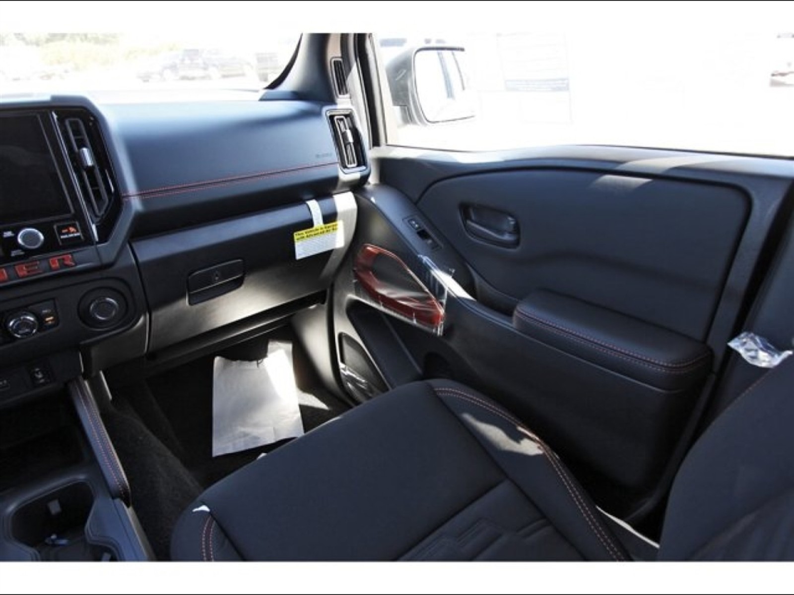 2026 Nissan Frontier Crew Cab PRO-4X® Gray at Robbins Nissan