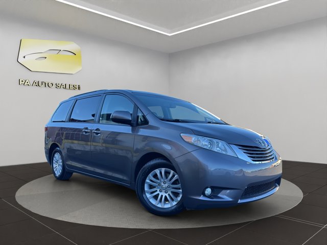 2017 Toyota Sienna XLE Premium