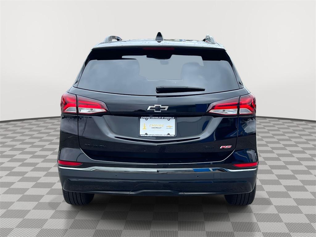 2023 Chevrolet Equinox RS photo 2